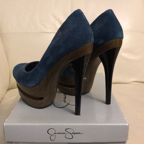 Jessica Simpson Heels - Picture 3 of 6